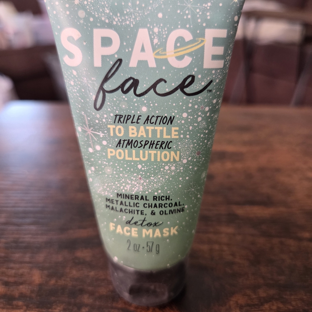 Perfectly Posh Space Face Detox Mask - Green